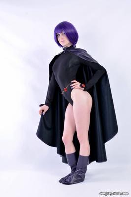 Raven cosplay