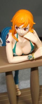 Nami obtiene su culo cummed