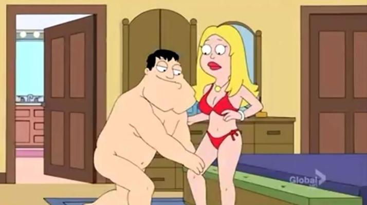 American Dad - Stan chupa los dedos de los pies de Francines