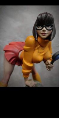 Estátua sexy de Velma