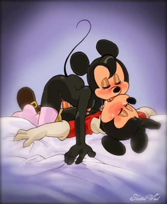 Minnie Mouse : Mickey Mouse