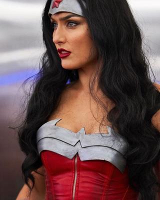 Tatiana DeKhtyar alias Tatiana Neva – Wonder Woman